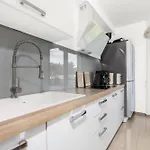 Medulin Beach Apartment * Μεντουλίν