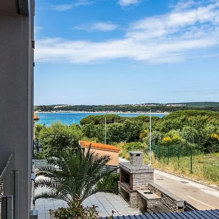 Medulin Beach Apartment Apartamento