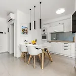 Medulin Beach Apartment Medulin