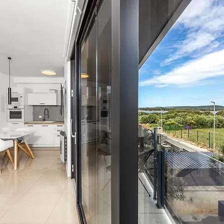 Medulin Beach Apartment * Medulin